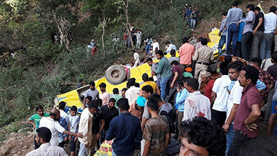 Inde: 30 morts dont 27 enfants dans un accident d’autocar