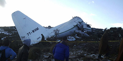 #Algérie: Crash d’un avion militaire, des dizaines de morts 