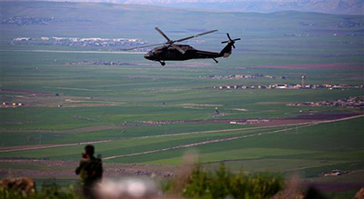 Syrie: des hélicoptères US évacuent des terroristes de «Daech»
