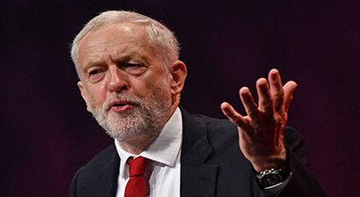 Corbyn remet en question la légalité de l’agression tripartite contre la Syrie
