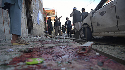 Afghanistan: un attentat-suicide meurtrier frappe un centre électoral de Kaboul