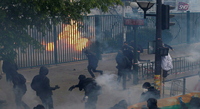 Violences du 1er mai: «Les Français ne sont plus protégés», dit Marine Le Pen
