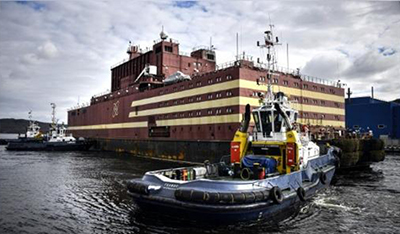 La Russie présente la première centrale nucléaire flottante du monde