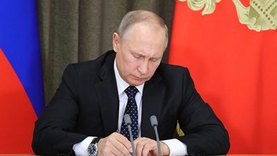 Sanctions US: Poutine donne son aval à une loi de «contre-mesures» économiques