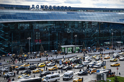 Incident à l’aéroport #Domodedovo de #Moscou, un homme arrêté