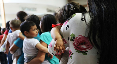 Etats-Unis: 459 enfants honduriens séparés de leurs parents
