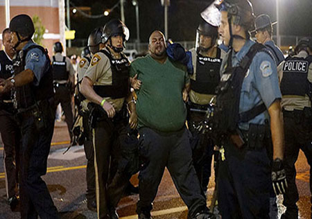 Etats-Unis: l’état d’urgence décrété à Ferguson après la fusillade.