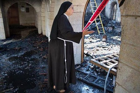 Un rabbin israélien incite à mettre feu aux églises.