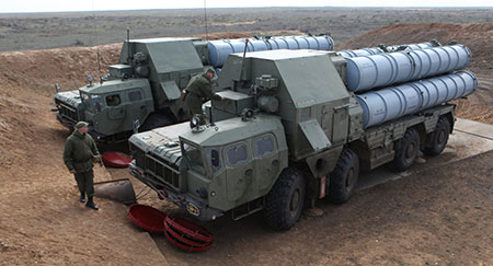 Missiles S-300: Téhéran compte signer avec Moscou la semaine prochaine
