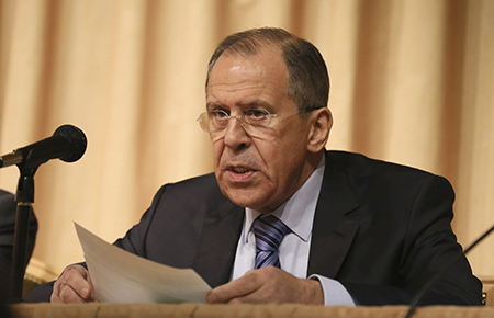 Syrie: Moscou condamne le projet américain de nouveaux bombardements 