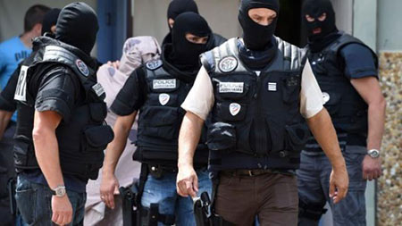 France: un terroriste, arrêté en août, projetait un attentat contre une salle de concert