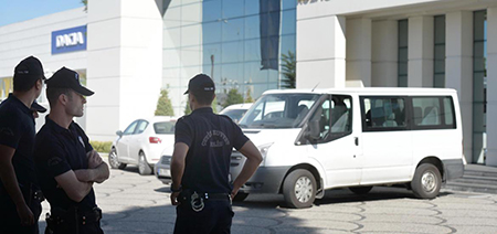 Turquie: la police mène des raids contre la presse d'opposition