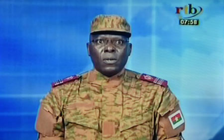 Burkina: les institutions «dissoutes» par un Comité militaire