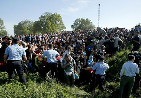 Croatie: 13.000 migrants sur son sol, capacités d'accueil saturées.