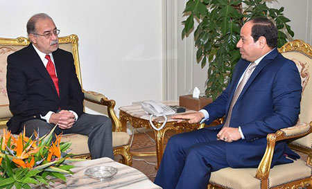 Un nouveau gouvernement investi en Egypte