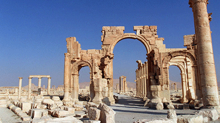 Syrie: «Daech» fait exploser l'Arc de triomphe à Palmyre