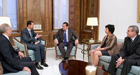 La France «soutient indirectement Daech», affirme une députée de retour de Syrie
