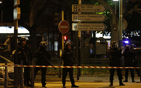 Le sort d’Abaaoud, cerveau présumé des attentats de Paris, incertain	

