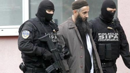 Chaque mois, 5 à 10 Belges partent combattre aux côtés de «Daech».