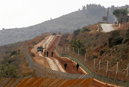 Par crainte d’une attaque du Hezbollah, «Israël» déploie des barrières à sa frontière avec le Liban