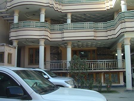  Le Pentagone aurait gaspillé 150 millions en Afghanistan pour la location de villas !!