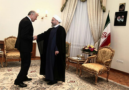 Rohani invité en France, nouvelle page des relations franco-iraniennes