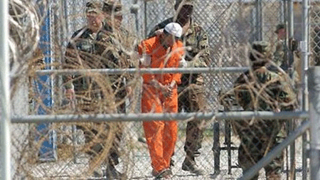 Ex-gardien de Guantanamo : la CIA a tué des détenus