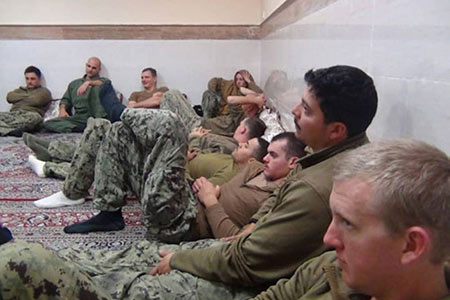 L’Iran libère les marins américains arrêtés dans ses eaux territoriales