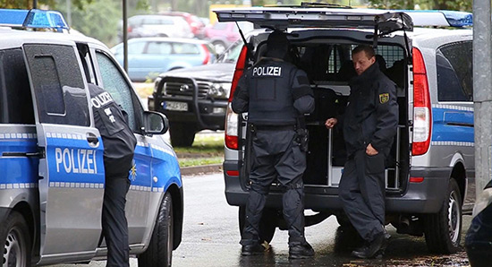Risque d'attentat en Allemagne: la police annonce l'arrestation du fugitif syrien.
