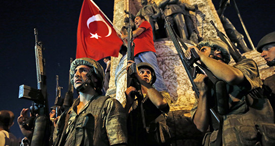 Turquie/Putsch: 73 pilotes visés par un mandat d'arrêt.