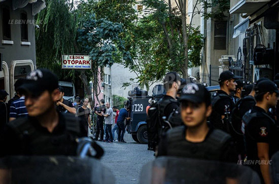 Turquie/putsch: plus de 10.000 fonctionnaires supplémentaires limogés