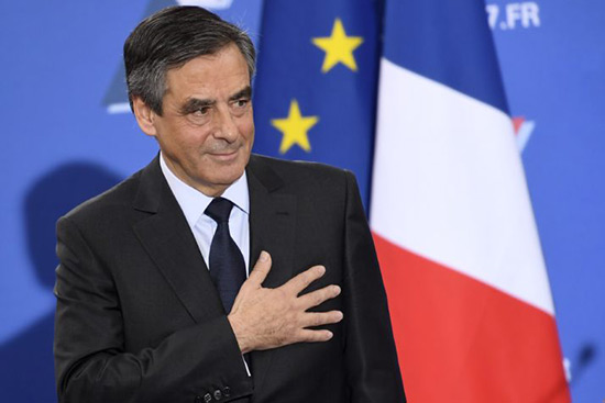 La «fusée Fillon décolle», la gauche «s’autodétruit», juge la presse française

