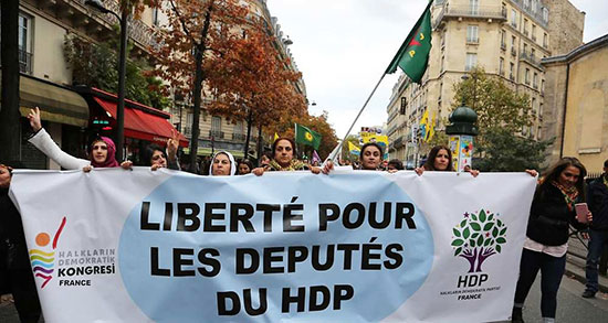 le principal parti pro-kurde annonce le boycott du Parlement