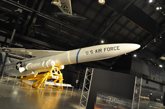 Les USA prêts à payer 17 mds USD pour surpasser les missiles sol-air russes.