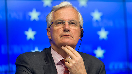 Brexit: un accord de l'UE avec Londres doit être conclu d'ici octobre 2018.