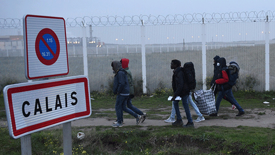 GB: des demandeurs d'asile mineurs de la «Jungle» de Calais poursuivent Londres