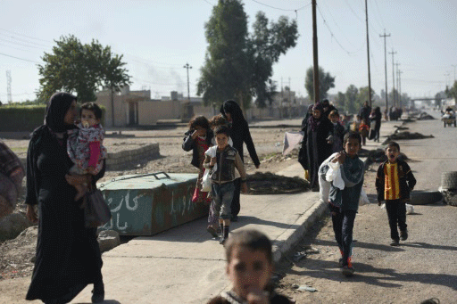 Les forces irakiennes déversent 4 millions de lettres de soutien sur Mossoul

