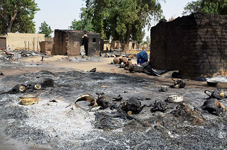 Nigeria: 58 morts dans un double attentat suicide dans un camp de déplacés