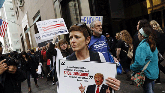 Face aux manifestants, Trump «se sent comme un réfugié qui traverse une frontière»