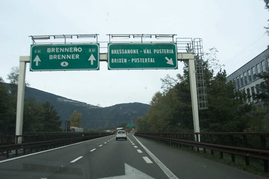 Clôture anti-migrants: bras de fer entre Rome et Vienne