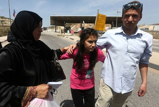 La plus jeune prisonnière libérée après 10 semaines d’incarcération en «Israël»