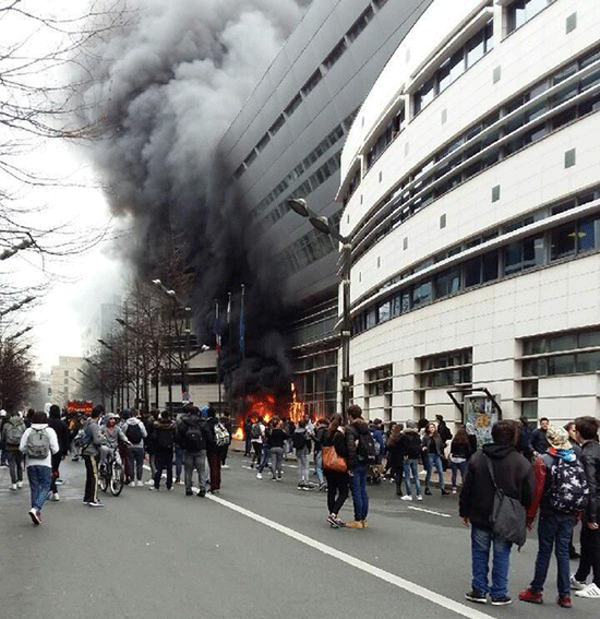 Les jeunes à nouveau dans la rue contre la Loi travail