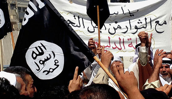 «Daech» plonge 25 «espions» dans une cuve remplie d’acide nitrique
