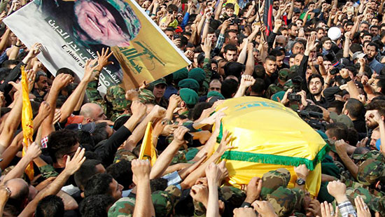 Le Hezbollah rend un dernier hommage au leader Badreddine.