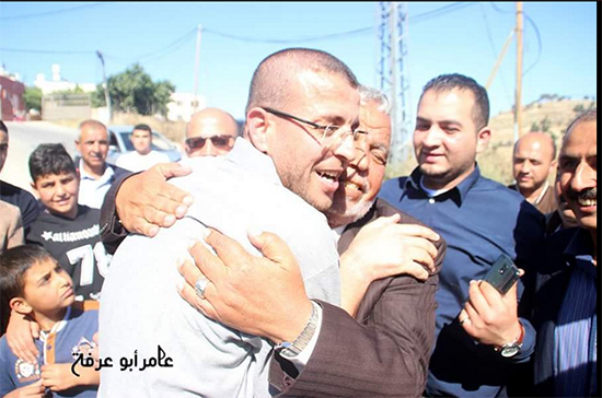 «Israël» libère un journaliste palestinien qui avait fait une grève de la faim de 94 jours