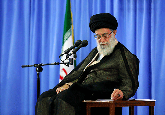 Sayed Khamenei aux nouveaux députés: votre devoir est de résister aux «ruses» des ennemis


