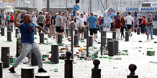 Euro-2016: le Kremlin condamne les violences «inadmissibles»