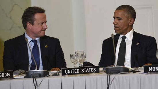 Obama va écourter son séjour en Europe pour se rendre à Dallas 