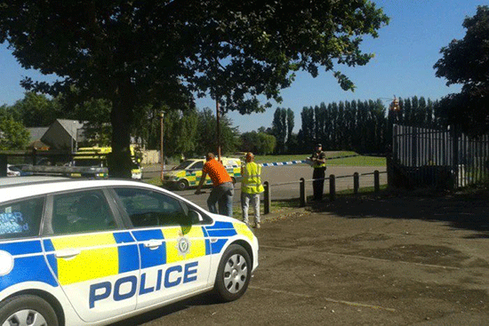 Trois morts dans une fusillade au Royaume-Uni, la piste terroriste écartée
