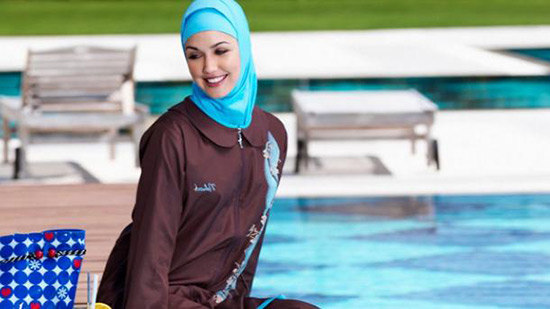 France: Valls soutient les maires qui interdisent le «burkini»
